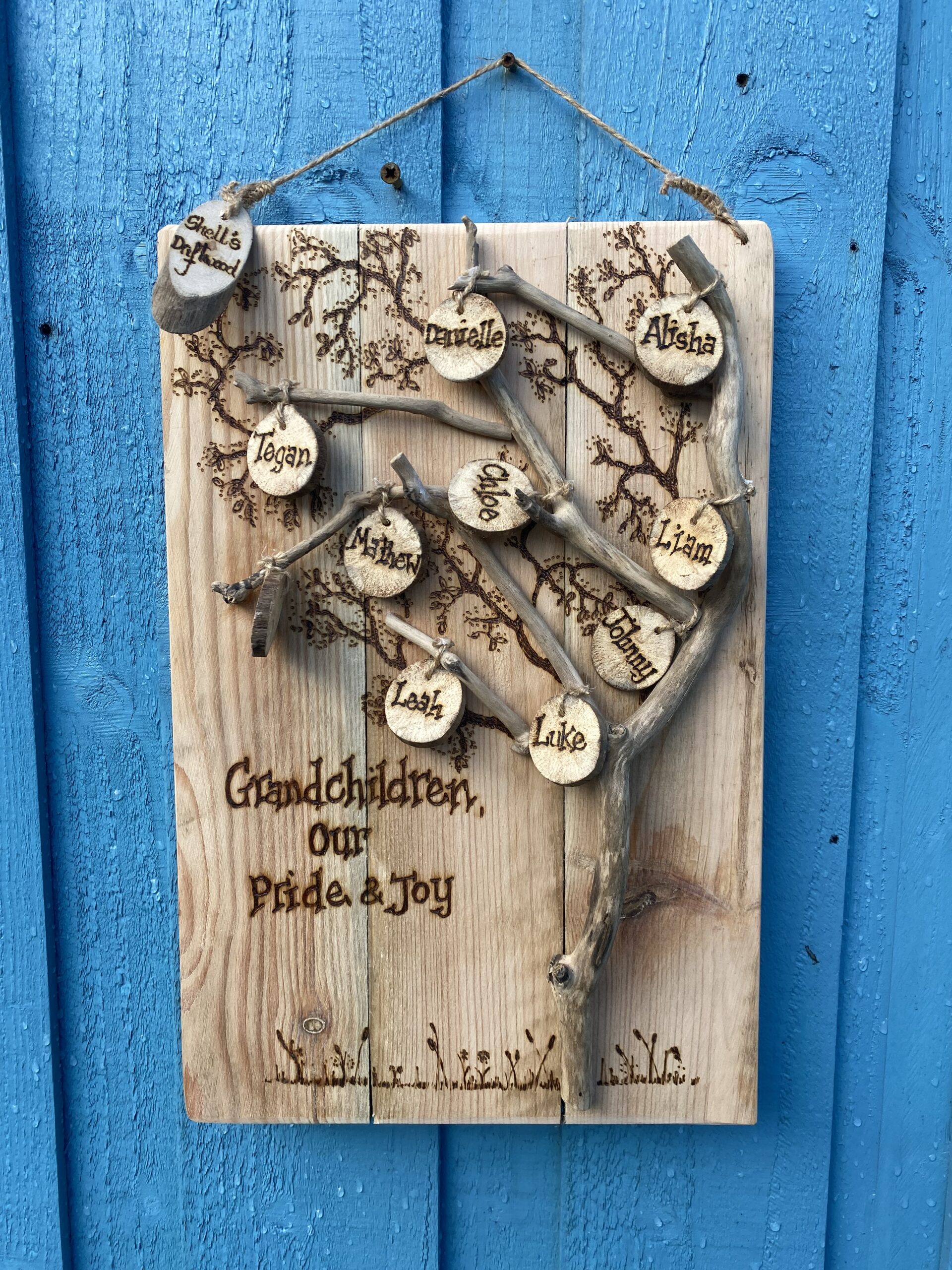 wooden family tree